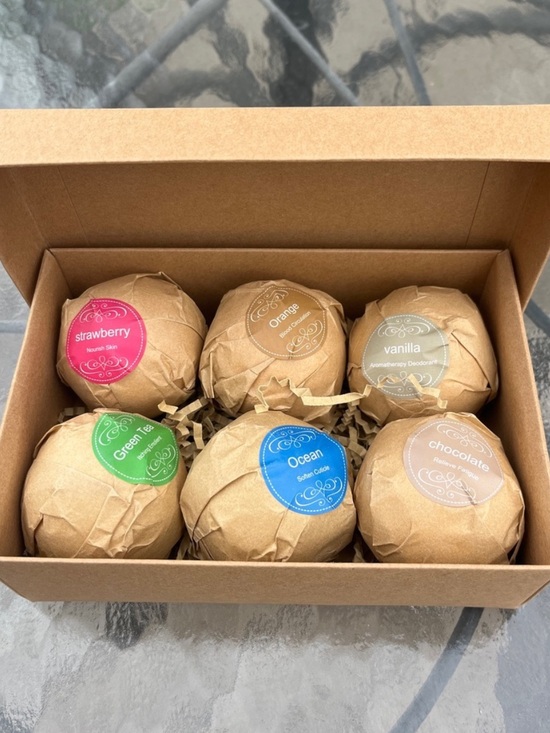 Other - Bath Bombs SET OF SIX Handmade 100% Natural Essential Oils Gift Pack NIP